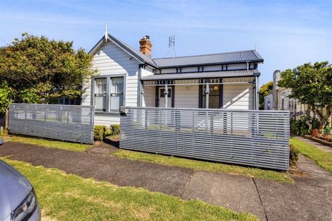Photo of property in 79a Lemon Street, New Plymouth, 4310