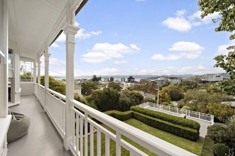 Photo of property in 30 Upton Terrace, Thorndon, Wellington, 6011