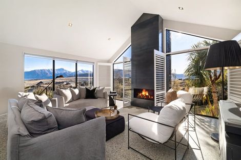Photo of property in 1 Mckellar Drive, Jacks Point, Queenstown, 9371
