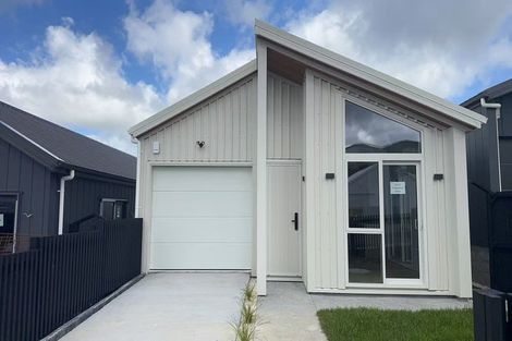 Photo of property in 10 Kopu Road, Orewa, 0931