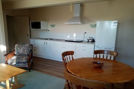 Photo of property in 20 Kahu Road, Paremata, Porirua, 5024