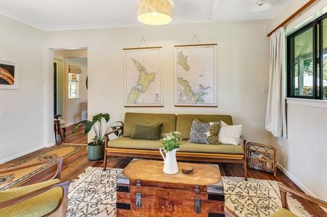 Photo of property in 18 Sarah Avenue, Whitianga, 3510