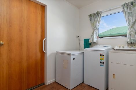 Photo of property in 33 Reading Street, Greytown, 5712