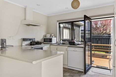 Photo of property in 24 Rainbow Drive, Rainbow Point, Taupo, 3330