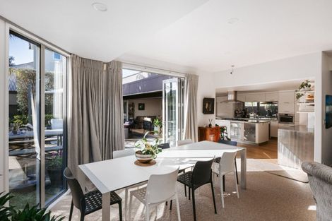 Photo of property in 241 Oceanbeach Road, Mount Maunganui, 3116