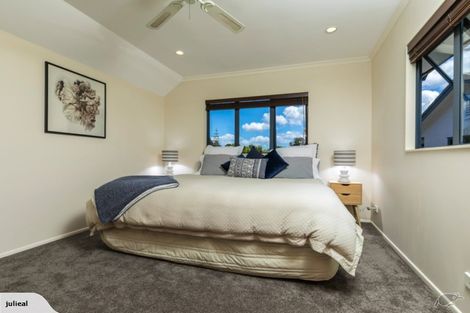 Photo of property in 14a Pounamu Avenue, Greenhithe, Auckland, 0632