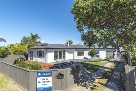 Photo of property in 10 Tudor Place, Mount Maunganui, 3116