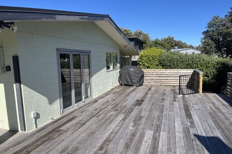 Photo of property in 10 Twilight Bay, Omaha, 0986