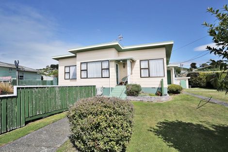 Photo of property in 20 Onslow Street, Bluff, 9814