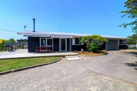 Photo of property in 22 Fenruss Street, Fairy Springs, Rotorua, 3015