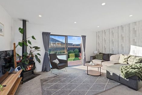 Photo of property in 2/17 Johns Road, Belfast, Christchurch, 8051