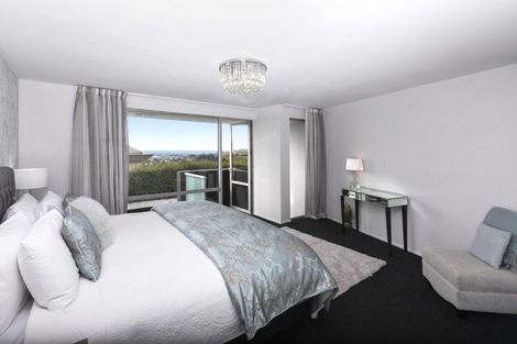 Photo of property in 12 Harry Ell Drive, Cashmere, Christchurch, 8022