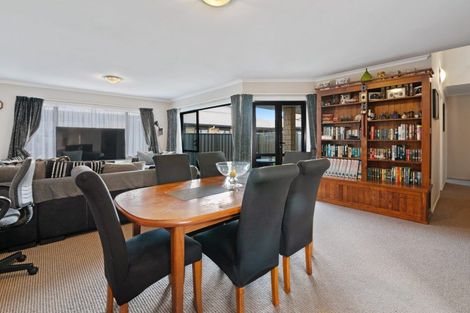 Photo of property in 50/64 Kawaha Point Road, Kawaha Point, Rotorua, 3010