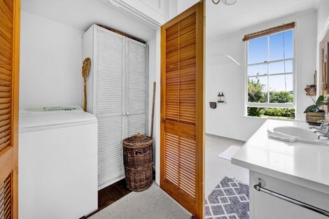 Photo of property in 207 Egmont Street, Patea, 4520