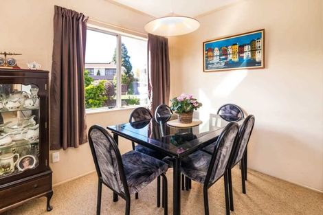 Photo of property in 2/26 Tobin Place, Richmond Heights, Taupo, 3330