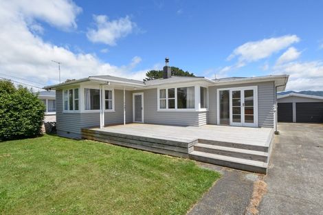 Photo of property in 18 Taverner Street, Carterton, 5713