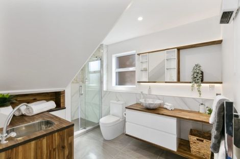 Photo of property in 26a Ponsonby Road, Karori, Wellington, 6012