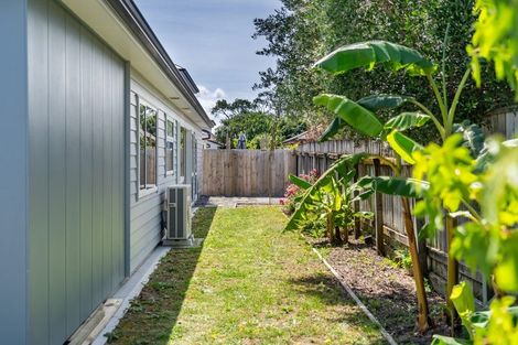 Photo of property in 2 Climie Way, Trentham, Upper Hutt, 5018