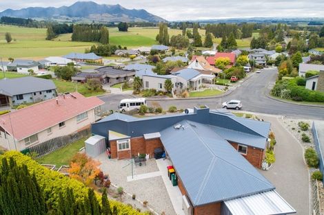 Photo of property in 15 Aotea Crescent, Gore, 9710