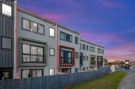 Photo of property in 9/5 Perekia Street, Albany, Auckland, 0632