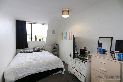 Photo of property in 4/43 Brockworth Place, Riccarton, Christchurch, 8011