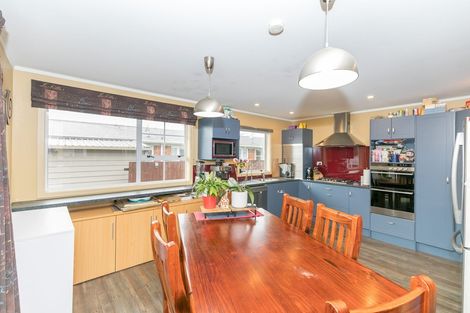 Photo of property in 21 Yvonne Street, Melville, Hamilton, 3206