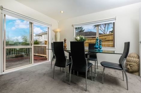 Photo of property in 30c Schnapper Rock Road, Schnapper Rock, Auckland, 0632