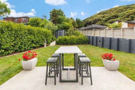 Photo of property in 31 Mooring Close, Whitby, Porirua, 5024