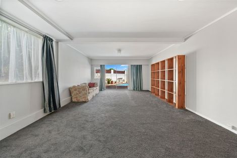 Photo of property in 10 Spinnaker Drive, Whitby, Porirua, 5024