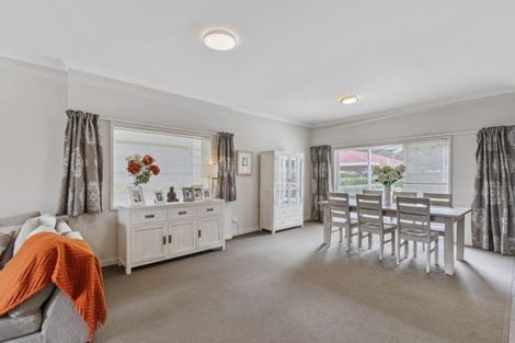 Photo of property in 4 Kensington Drive, Orewa, 0931