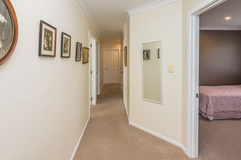 Photo of property in 15 Gilligan Close, College Estate, Whanganui, 4500