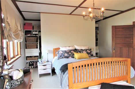 Photo of property in 35 Tama Street, Alicetown, Lower Hutt, 5010