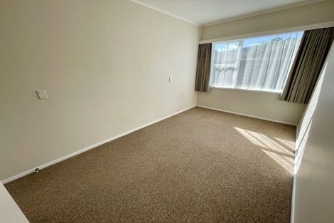 Photo of property in 78 Tauhinu Road, Miramar, Wellington, 6022