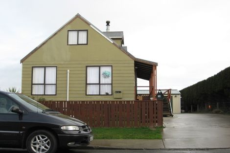 Photo of property in 14 Salisbury Street, Waikiwi, Invercargill, 9810