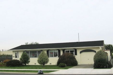 Photo of property in 21 Bowling Road, Greenmeadows, Napier, 4112