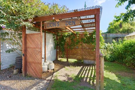 Photo of property in 203 Te Moana Road, Waikanae, 5036