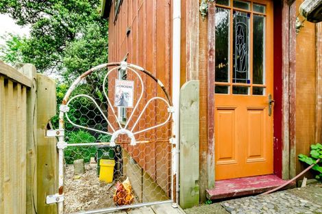 Photo of property in 72 Tilley Road, Paekakariki, 5034