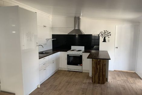 Photo of property in 28 Hammond Street, Bulls, 4818