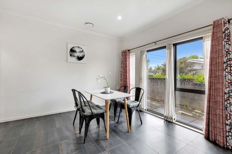 Photo of property in 7a Woodvale Road, Glen Eden, Auckland, 0602