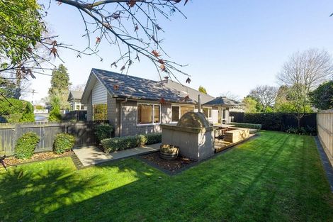 Photo of property in 28c Hamilton Road, Cambridge, 3434