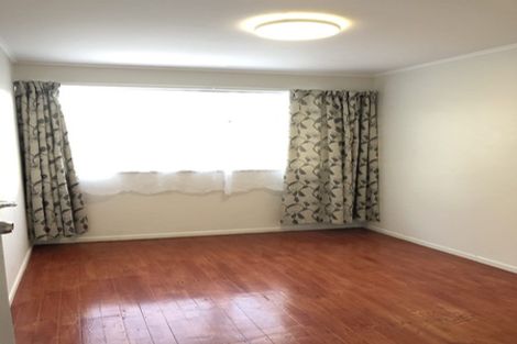 Photo of property in 28a Longburn Road, Henderson, Auckland, 0610