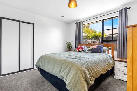 Photo of property in 12 Dunbarton Street, Redwood, Christchurch, 8051