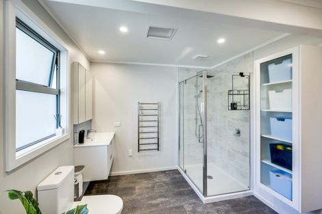 Photo of property in 18 Hadfield Terrace, Bluff Hill, Napier, 4110