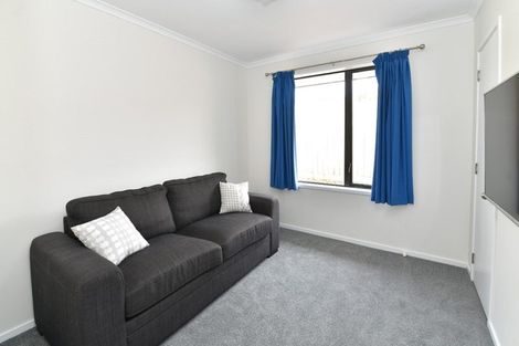 Photo of property in 66 Cabeleigh Drive, Helensville, 0800