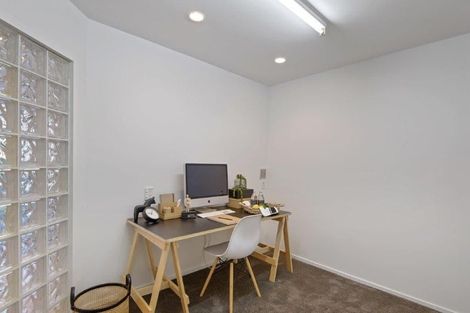 Photo of property in 5 Ledger Lane, Mount Pleasant, Christchurch, 8081