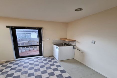 Photo of property in 24 Fitzroy Street, Papatoetoe, Auckland, 2104