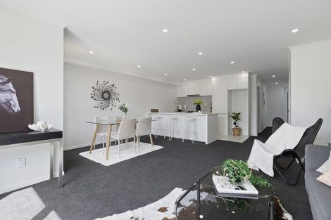 Photo of property in 4/29 May Street, Mount Maunganui, 3116