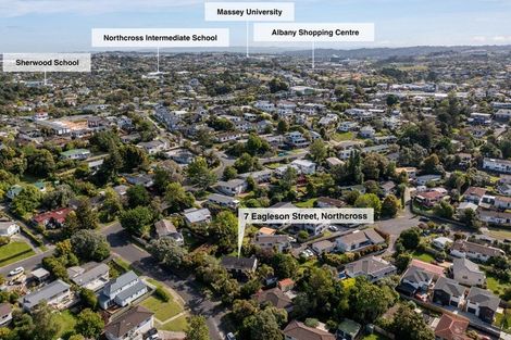 Photo of property in 7 Eagleson Street, Northcross, Auckland, 0632