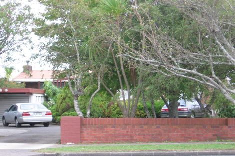 Photo of property in 48 Sturges Road, Henderson, Auckland, 0612