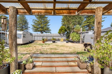 Photo of property in 6 Te Awa Avenue, Te Awa, Napier, 4110